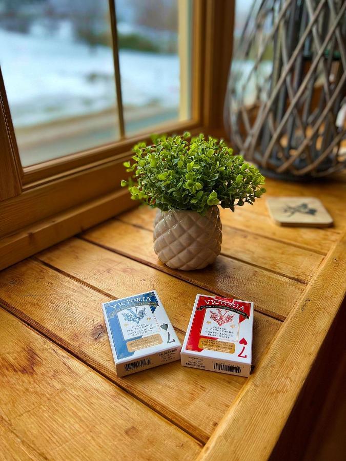 Auberge Au Poste De Traite Sainte-Famille Eksteriør bilde